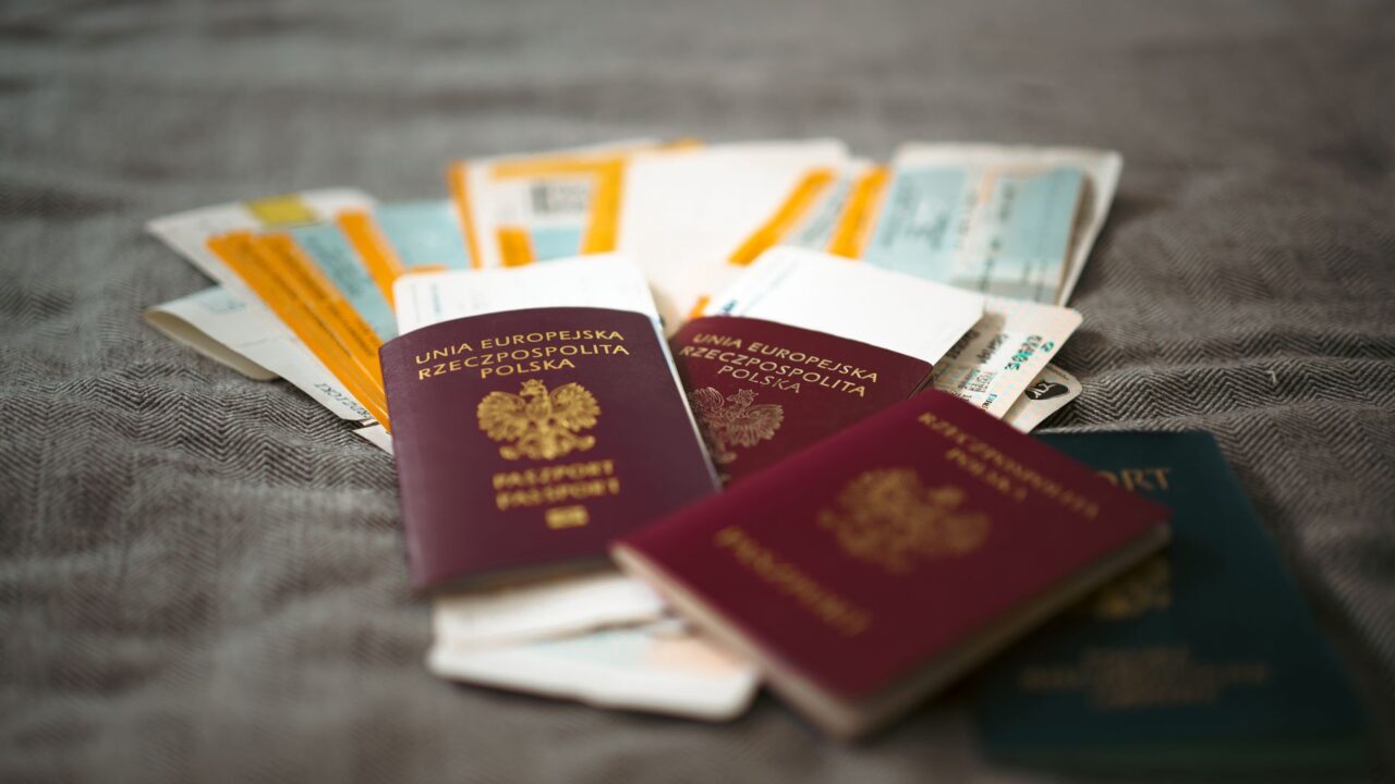 Choisir son sponsor visa J-1 : le guide complet pour un stage en 2027